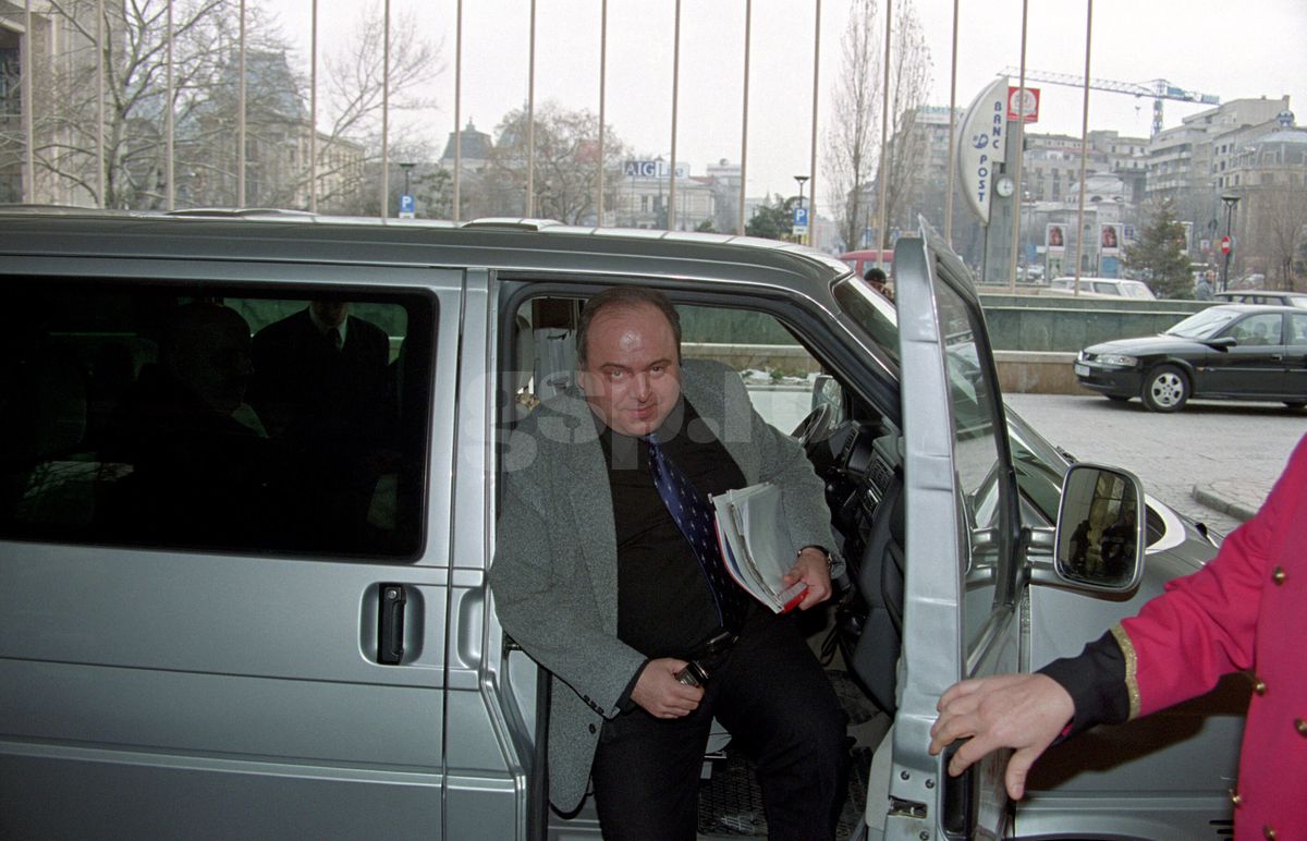 Gheorghe Stefan - Prietenii lui Ovidiu