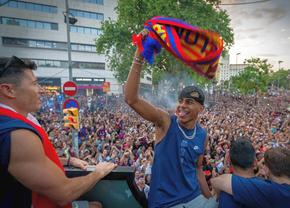 Lamine Yamal a semnat prelungirea contractului cu Barcelona! Salariu colosal și o clauză de reziliere gigantică