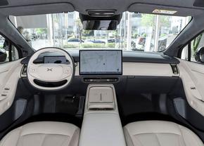 Mașina „extraterestră” care va fi lansată de chinezi » Pare din filmele SF: inteligența artificială va fi integrată în noul model