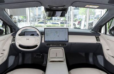 Mașina „extraterestră” care va fi lansată de chinezi » Pare din filmele SF: inteligența artificială va fi integrată în noul model