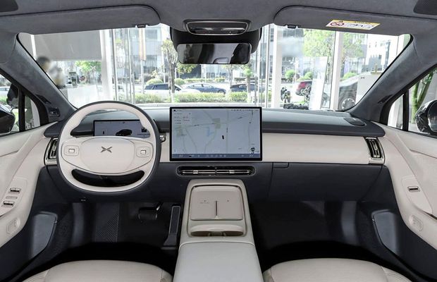 Mașina „extraterestră” care va fi lansată de chinezi » Pare din filmele SF: inteligența artificială va fi integrată în noul model