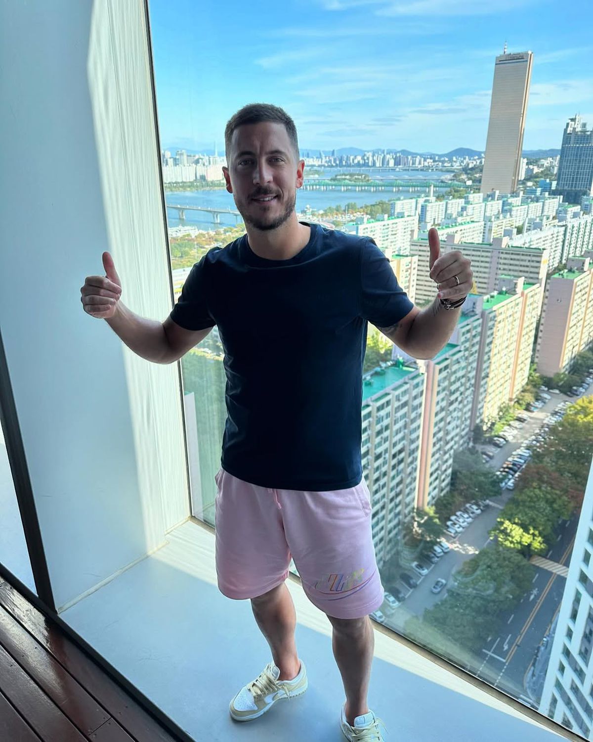 Greu de recunoscut » Retras de nici doi ani, fostul fotbalist de 120 de milioane de euro abia se mișcă: „Sunt hedonist. Grătare, vin roșu, toate cele”