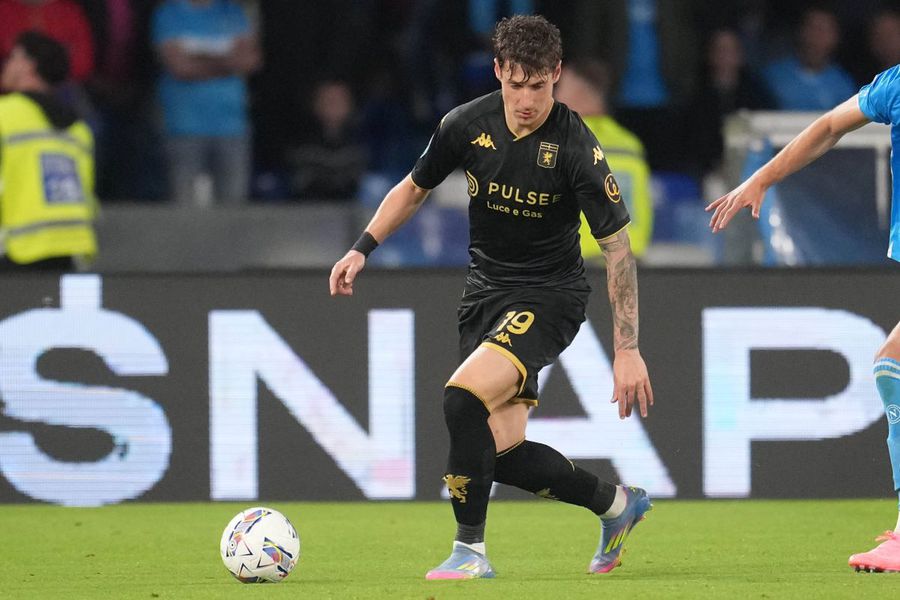 Andrea Pinamonti era doar împrumutat până pe 30 iunie de la Sassuolo / Foto: Imago Dan Șucu se zgârcește și la Genoa » Ce a făcut cu banii puși în cont de Fiorentina