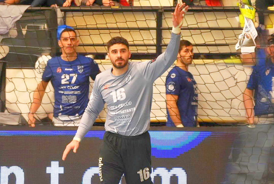 Dani Vasile. Foto: Instagram Calvarul prin care a trecut portarul naționalei României: „Slăbisem 11 kilograme. Nu știam ce e cu mine. Eram pregătit să lupt și cu cancerul”