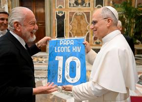 Papa Leon i-a primit la Vatican pe campionii de la Napoli:  „Nu ați vrut să aplaudați că a scris presa”