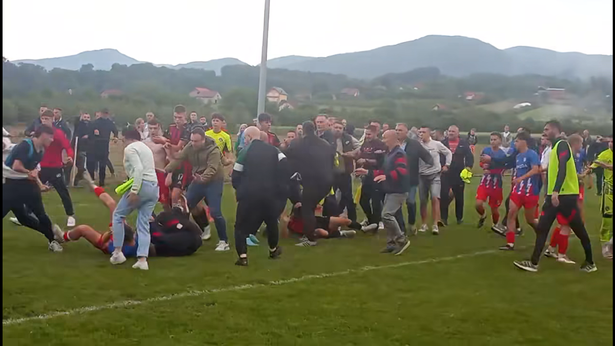 Bătaie la un meci de juniori în Serbia