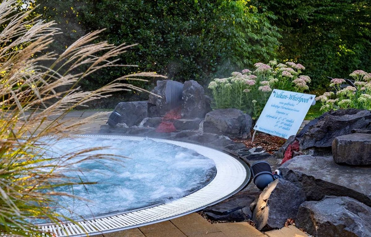 Cantonamentul din vară al Universității Craiova: „Romantik Hotel im Park Austria”