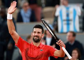Novak Djokovic, victorie la pas în primul tur de la Roland Garros: „Sunt fericit cu modul în care am evoluat”