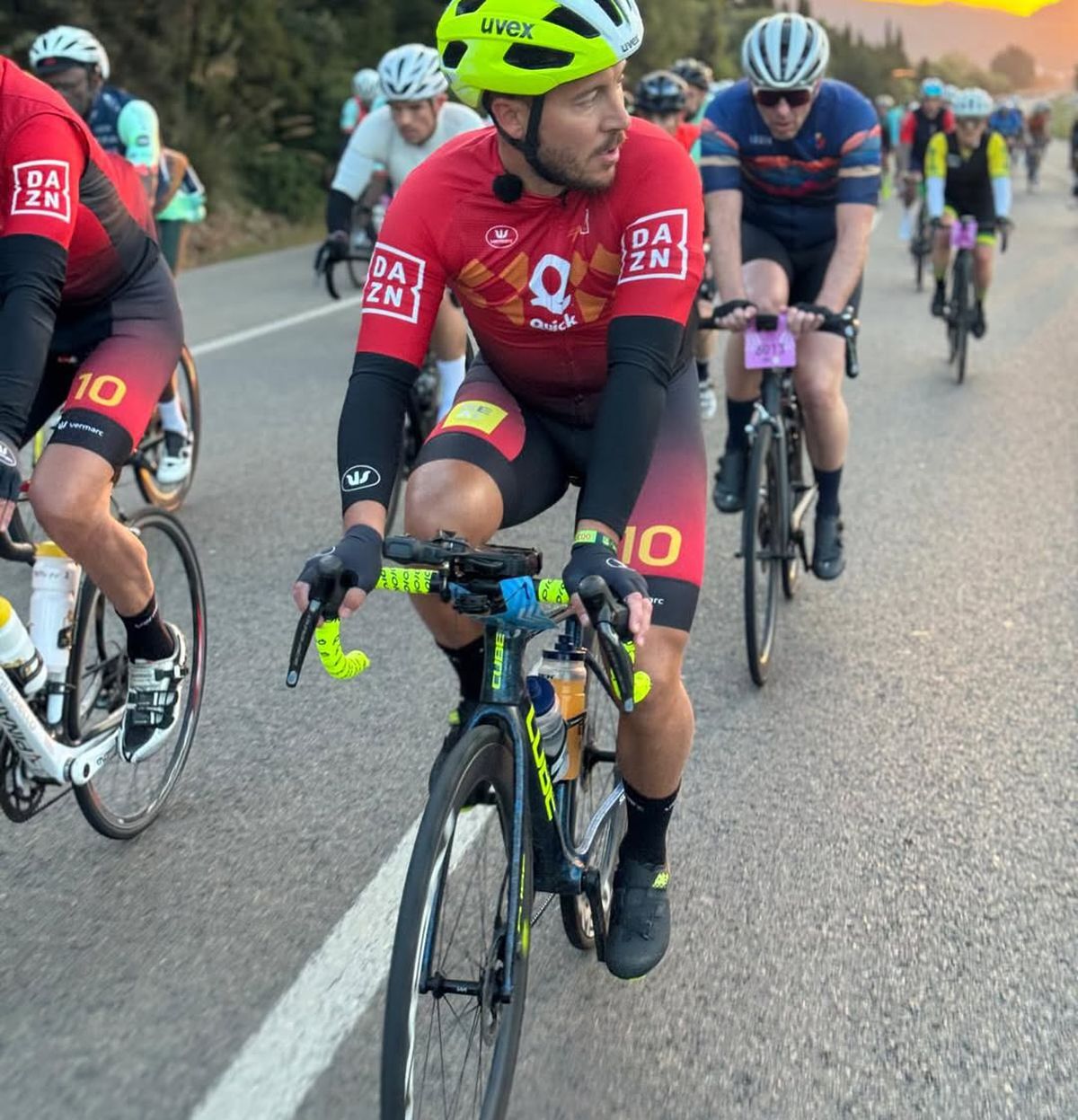 Greu de recunoscut » Retras de nici doi ani, fostul fotbalist de 120 de milioane de euro abia se mișcă: „Sunt hedonist. Grătare, vin roșu, toate cele”