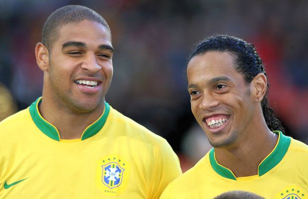 Ronaldinho și Adriano vin în România » Evenimentul este sold-out!