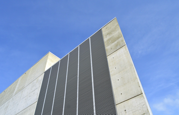 Cum poate aerul condiționat industrial eficient să reducă costurile operaționale? Pentru că aerul rece poate aduce economii fierbinți!