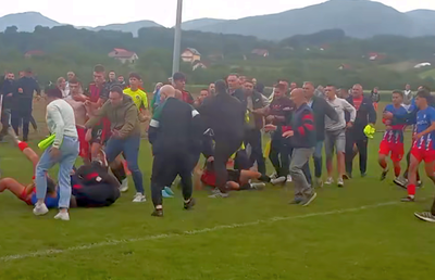 Bătaie generală cum nu s-a mai văzut la un meci de juniori