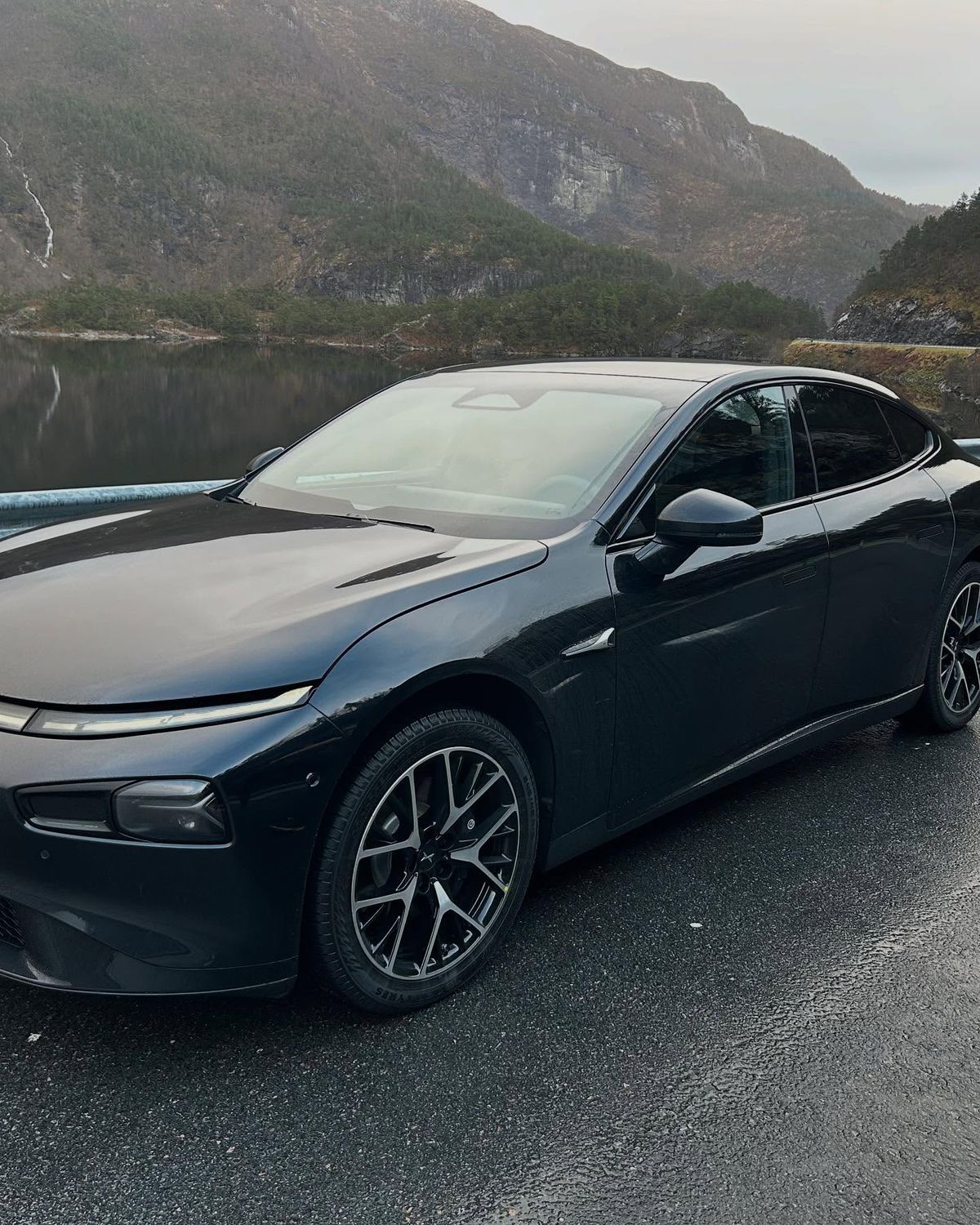 Mașina „extraterestră” care va fi lansată de chinezi » Pare din filmele SF: inteligența artificială va fi integrată în noul model