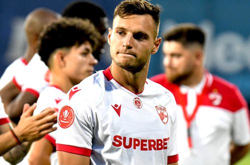 Dennis Politic e dorit insistent de Gigi Becali la FCSB // foto: Imago