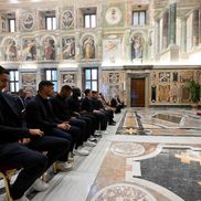 Campionii de la Napoli au fost primiți în vizită de Papa Leon al XIV-lea / Foto: Imago