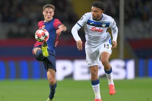 Manchester United a bătut palma cu jucătorul » Tot mai aproape de primul transfer al verii