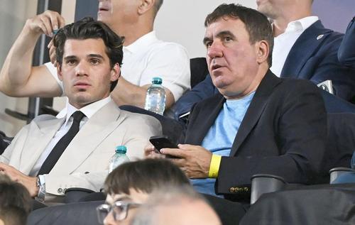 Ianis Hagi și Gică Hagi