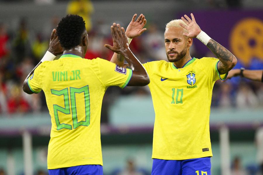 Vinicius Junior și Neymar, în timpul Campionatului Mondial din 2022 Vinicius Junior, gest impresionant înainte de Campionatul Mondial: „Este evident că îi va reveni lui Neymar”