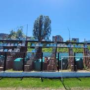 Minerul Lupeni și-a demolat tribuna, înaintea meciului pentru promovare // FOTO: Facebook