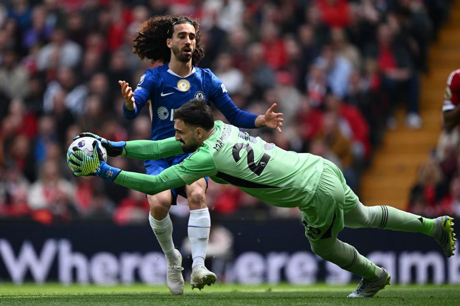 Giorgi Mamardashvili a fost transferat de la Valencia pentru 30 de milioane de euro și are contract până în 2031 / Foto: GettyImages Oportunitate de transfer pentru Chivu! » Nemulțumit că e rezervă, portarul a cerut să fie împrumutat în vară