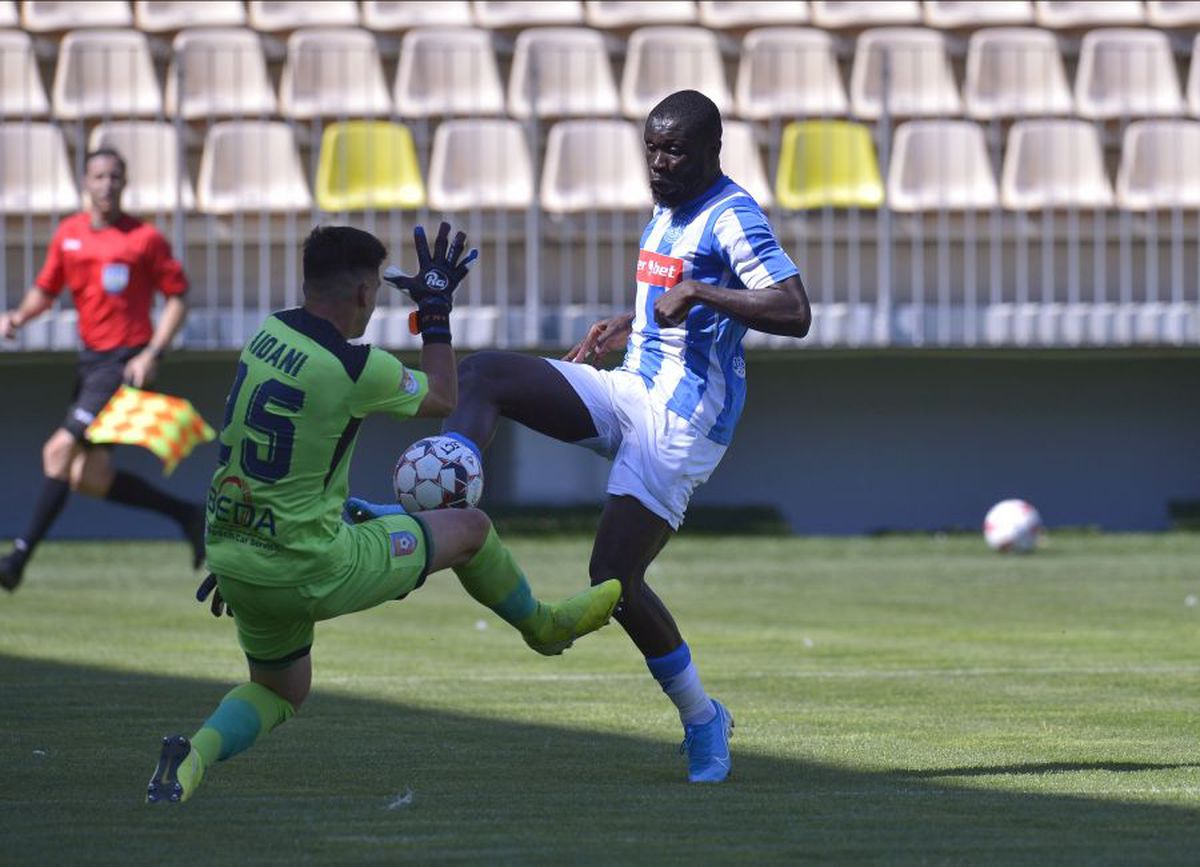 FOTO CHINDIA POLI IAȘI