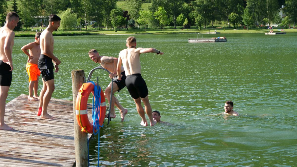 FOTO Sepsi, antrenamentul de seara și baie în lac 27.06.2021