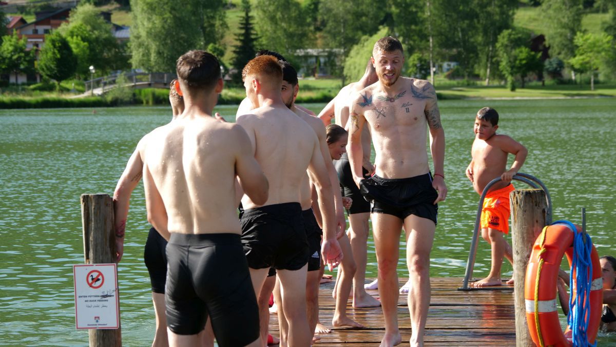 FOTO Sepsi, antrenamentul de seara și baie în lac 27.06.2021