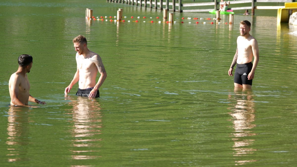 FOTO Sepsi, antrenamentul de seara și baie în lac 27.06.2021