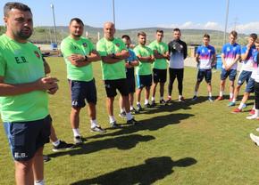 De la „câini”, la „călăreții roșii” » Fostul portar al lui Dinamo, prezentat la o adversară din Liga 2