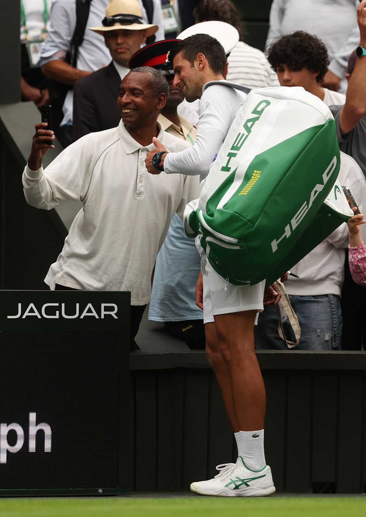 Djokovic, încă un record doborât cu victoria din primul tur de la Wimbledon: „Haideți să ajungem la 100!”