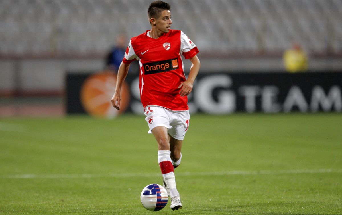 Fosta speranță a „câinilor” a ajuns să lucreze într-o multinațională din Germania: „Aici chiar nu-ți faci griji pentru ziua de mâine” » Amintiri inedite de la Dinamo: „Ce a făcut Zuluf m-a zăpăcit, pur și simplu”