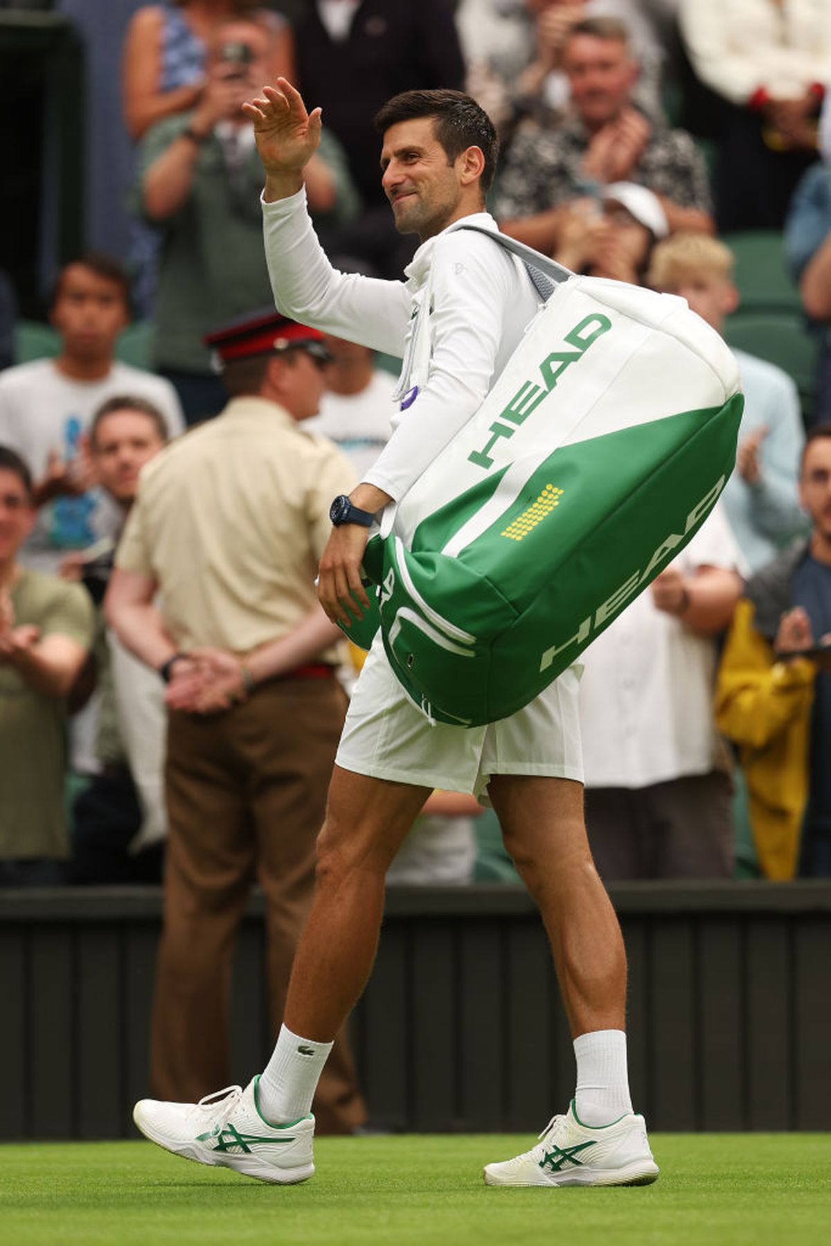 Djokovic, încă un record doborât cu victoria din primul tur de la Wimbledon: „Haideți să ajungem la 100!”
