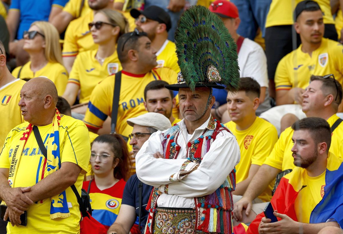 Colosul european intră la negocieri pentru transferul lui Radu Drăgușin: „Vrem să dăm substanță apărării”