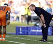 Ronald Koeman într-un dialog cu Memphis Depay / Foto: Imago
