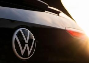Volkswagen va investi 5 miliarde de dolari în Rivian Automotive