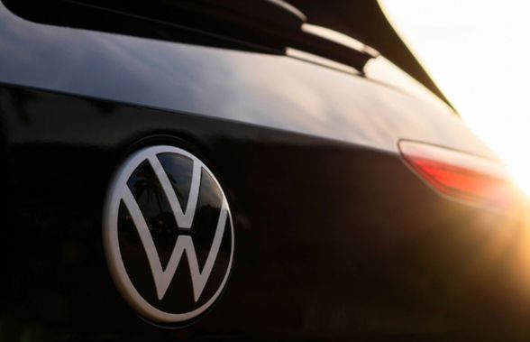 Volkswagen va investi 5 miliarde de dolari în Rivian Automotive