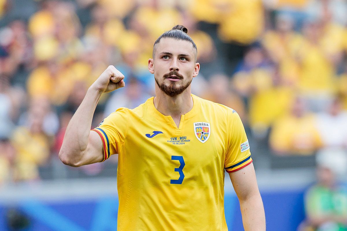 Colosul european intră la negocieri pentru transferul lui Radu Drăgușin: „Vrem să dăm substanță apărării”