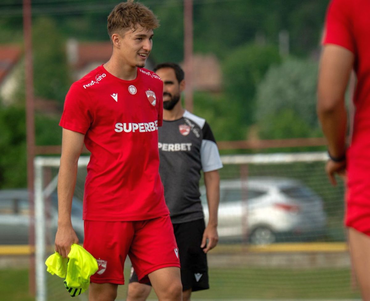 Campion național, un fotbalist român a dat iarna aceasta probe la o echipă de tradiție din Olanda: „Au insistat să rămân, dar sunt cu Bacalaureatul, cu studiul”