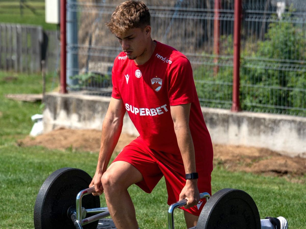 Campion național, un fotbalist român a dat iarna aceasta probe la o echipă de tradiție din Olanda: „Au insistat să rămân, dar sunt cu Bacalaureatul, cu studiul”