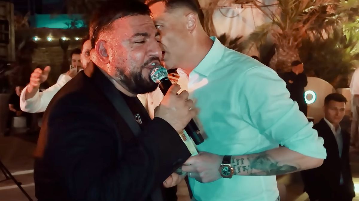 Imagini nepublicate de la nunta lui Coman: „Nașul e Mirel Rădoi!” » Au aruncat mii de euro la lăutari: „Viviana e viața mea”