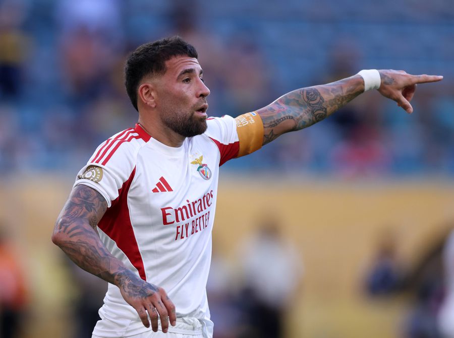 Nicolas Otamendi. FOTO: Imago Images Episod halucinant la Campionatul Mondial al Cluburilor! Jucătorii i-au cerut demisia dintr-un motiv incredibil: „Ori noi, ori el”