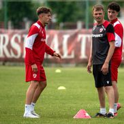 Alexandru Ionică la antrenamentele lui Dinamo / Sursă foto: Faccebook
