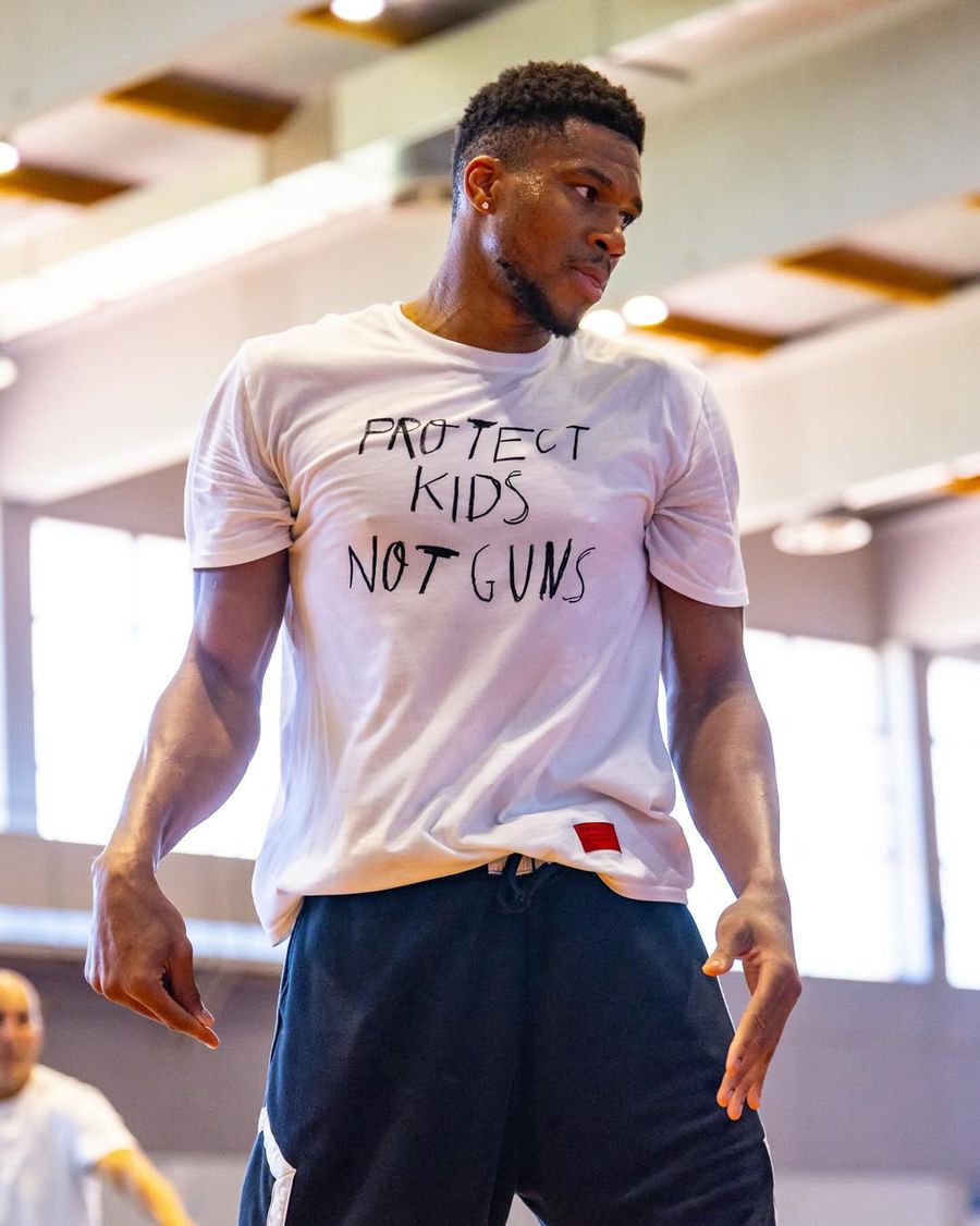 Sportul, fenomen social: exemplele Insulele Feroe, Bodo/Glimt și Giannis Antetokounmpo