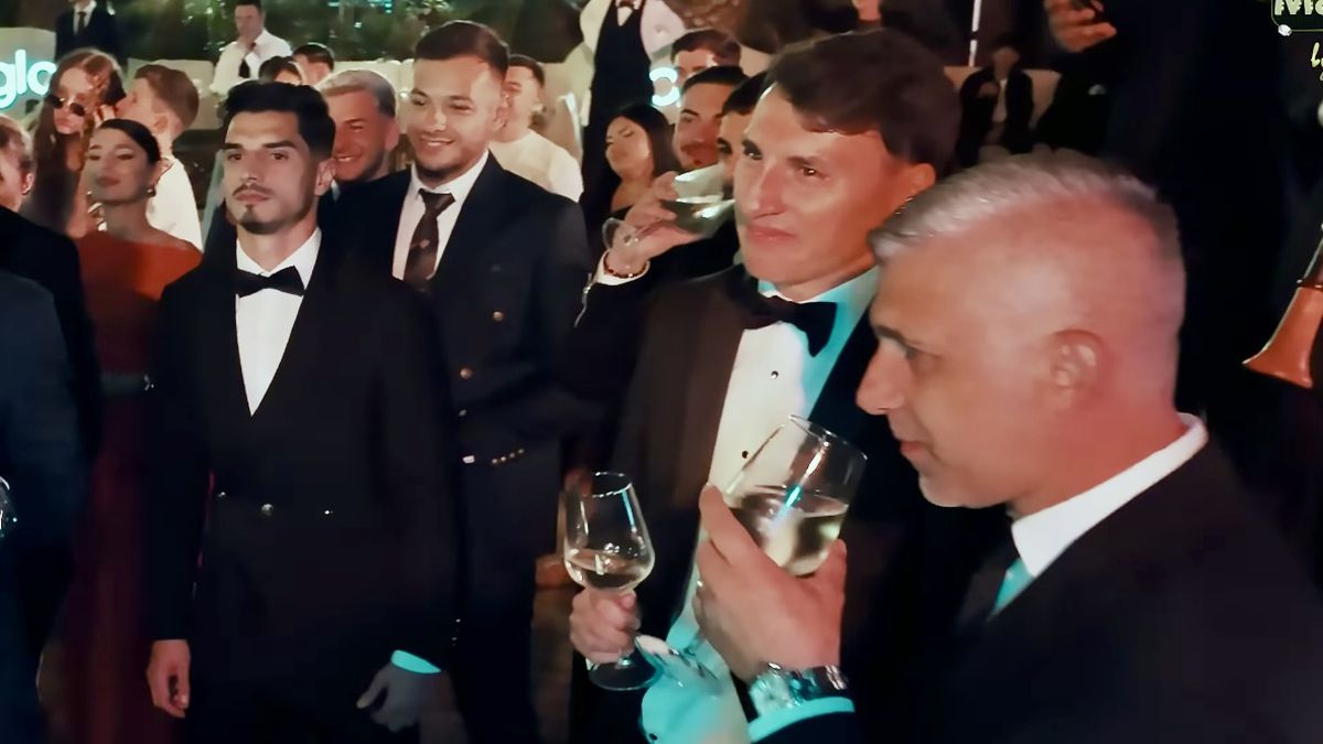 Imagini nepublicate de la nunta lui Coman: „Nașul e Mirel Rădoi!” » Au aruncat mii de euro la lăutari: „Viviana e viața mea”