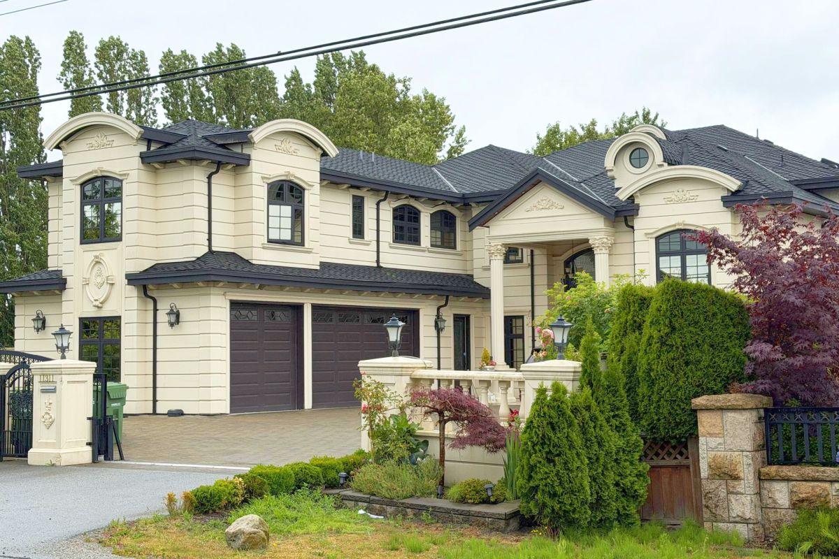 Sindromul Certeze lângă Vancouver » Ne-am trezit cazați într-o vilă colosală la Mondial: cum păcălesc canadienii statul