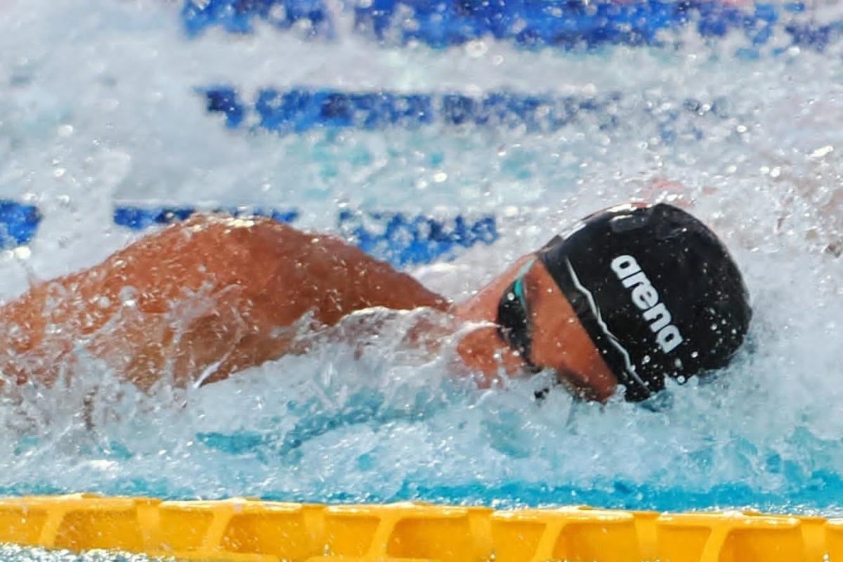„Mă intrigă!” » David Popovici a cucerit aurul la 100 de metri în Trofeul Settecolli, apoi a enunțat marele obiectiv: „Mă gândesc serios”