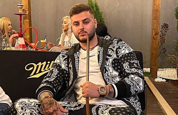 VIDEO+FOTO Adrian Mititelu Jr. face furori la Mamaia » A pus imnul Craiovei în club și s-a afișat cu noua cucerire