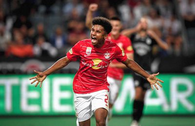 Fotbalistul pe care FRF a încercat să-l aducă la „naționala” noastră a „explodat” la RB Salzburg! Chelsea a făcut deja prima ofertă