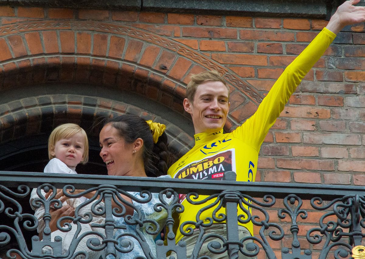 Jonas Vingegaard, sărbătoare în Copenhaga / FOTO: Twitter @letourdk