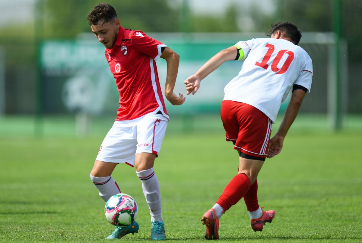 Dinamo și-a schimbat hainele » Echipament de la U19 folosit în ultimele amicale
